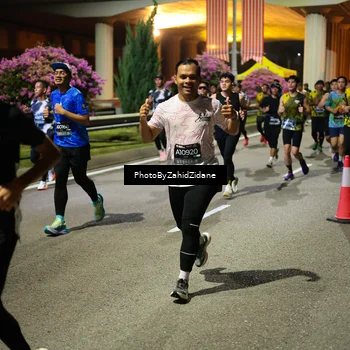 Runner Photo 6432398
