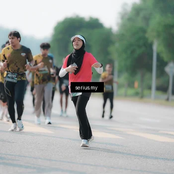 Runner Photo 6432402