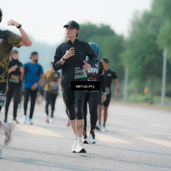 Runner Photo 6432428