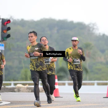 Runner Photo 6432441