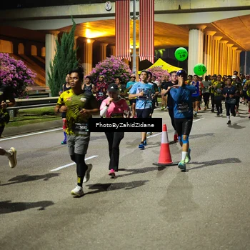 Runner Photo 6432450