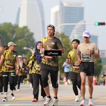 Runner Photo 6432462