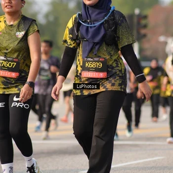 Runner Photo 6432475