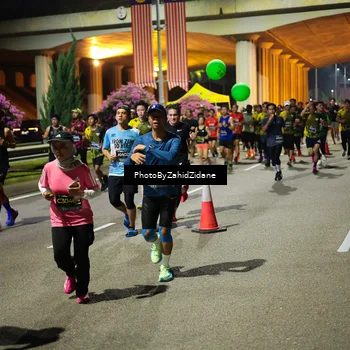 Runner Photo 6432513