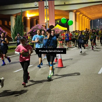 Runner Photo 6432529