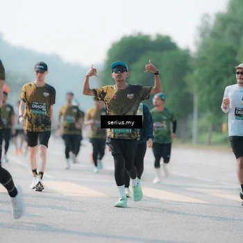 Runner Photo 6432548