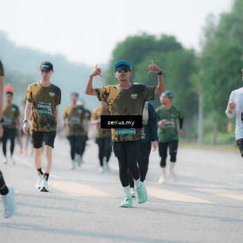 Runner Photo 6432553