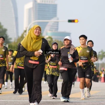 Runner Photo 6432554