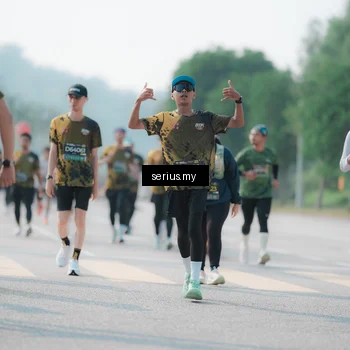Runner Photo 6432573