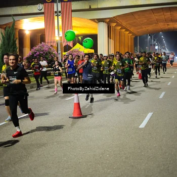 Runner Photo 6432575