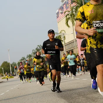 Runner Photo 6432672