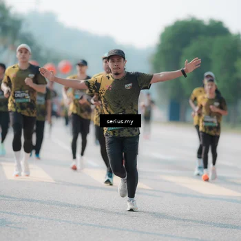 Runner Photo 6432683