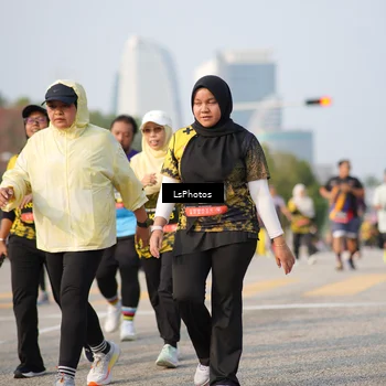 Runner Photo 6432705