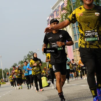 Runner Photo 6432710