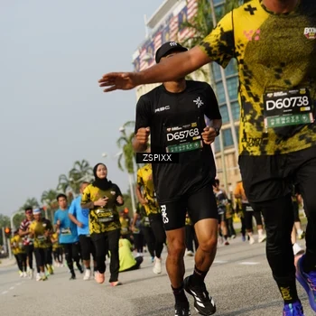 Runner Photo 6432739