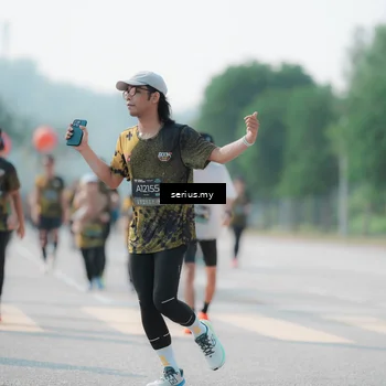 Runner Photo 6432747