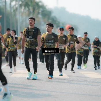 Runner Photo 6432750