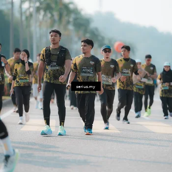 Runner Photo 6432751