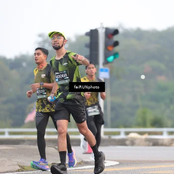 Runner Photo 6432764