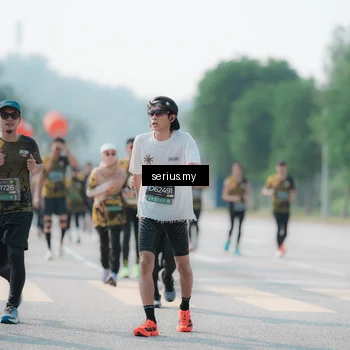 Runner Photo 6432778