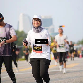 Runner Photo 6432779