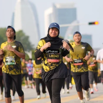 Runner Photo 6432792