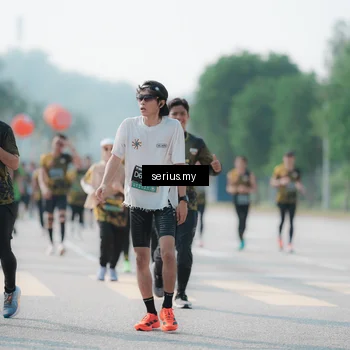 Runner Photo 6432798