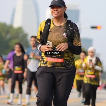 Runner Photo 6432814