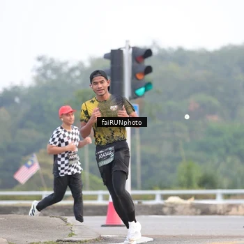 Runner Photo 6432823