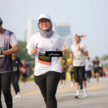 Runner Photo 6432850