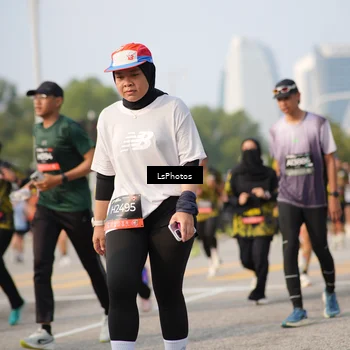 Runner Photo 6432854
