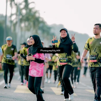 Runner Photo 6432876