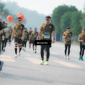 Runner Photo 6432887