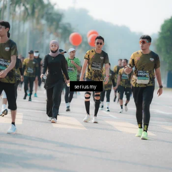 Runner Photo 6432888
