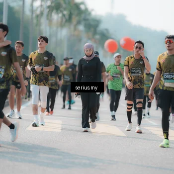 Runner Photo 6432899