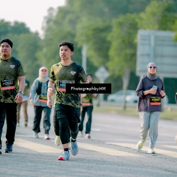 Runner Photo 6432909