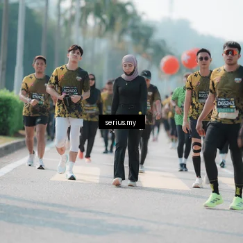 Runner Photo 6432911