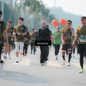 Runner Photo 6432915