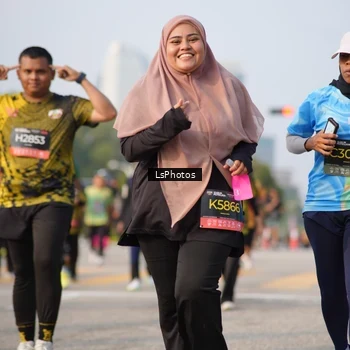 Runner Photo 6432931