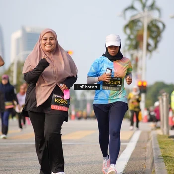 Runner Photo 6432939