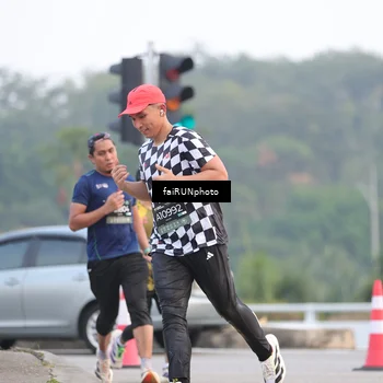 Runner Photo 6432969