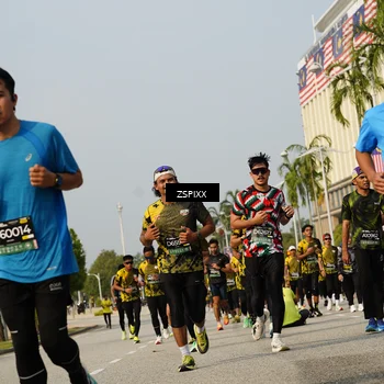 Runner Photo 6432976