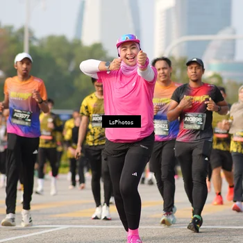 Runner Photo 6433031