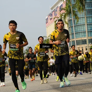 Runner Photo 6433041