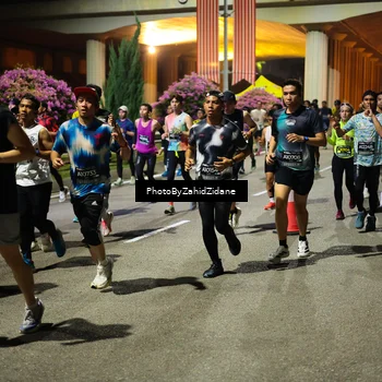 Runner Photo 6433053