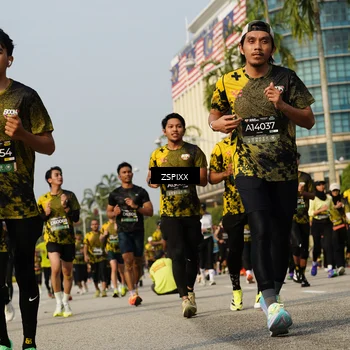 Runner Photo 6433081