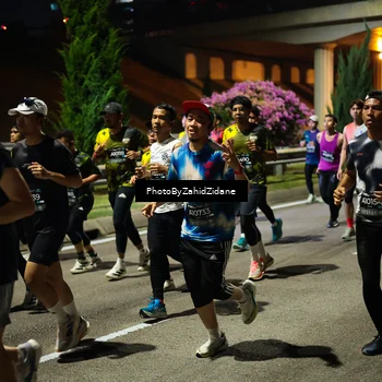 Runner Photo 6433092