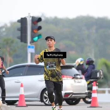 Runner Photo 6433114