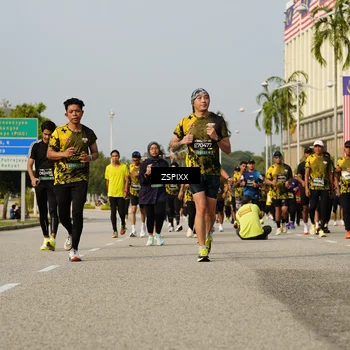 Runner Photo 6433123