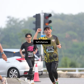Runner Photo 6433144